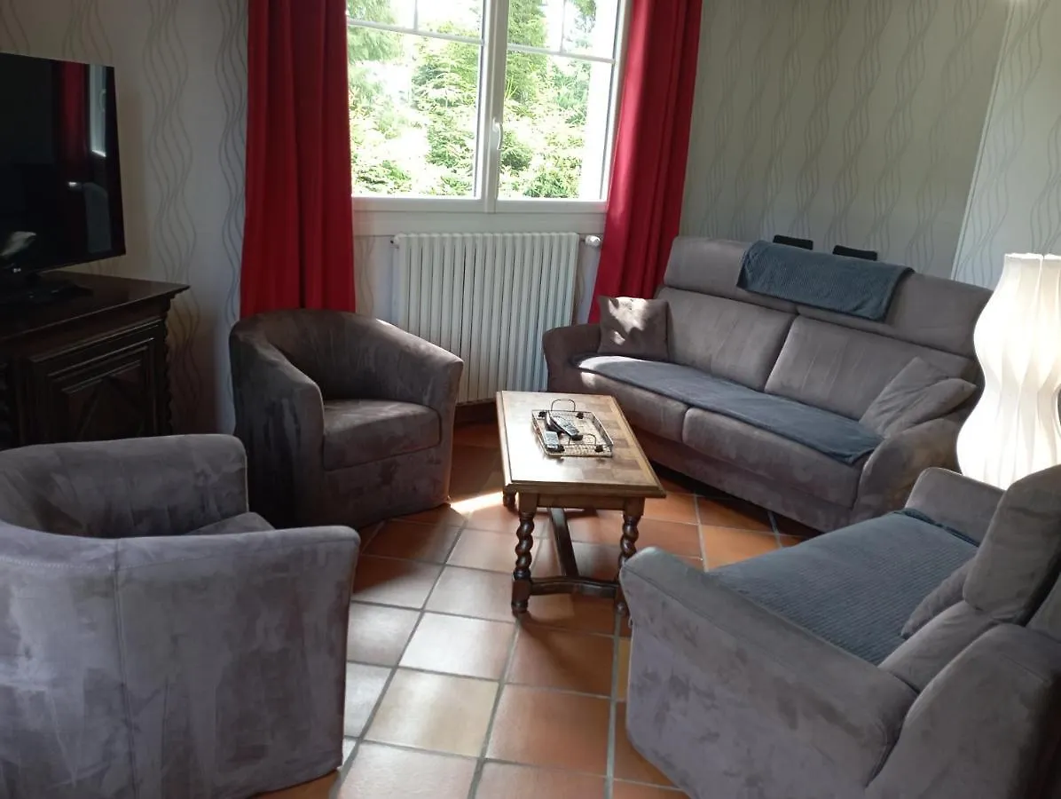 Maison au Cœur de l Auvergne Lanobre France