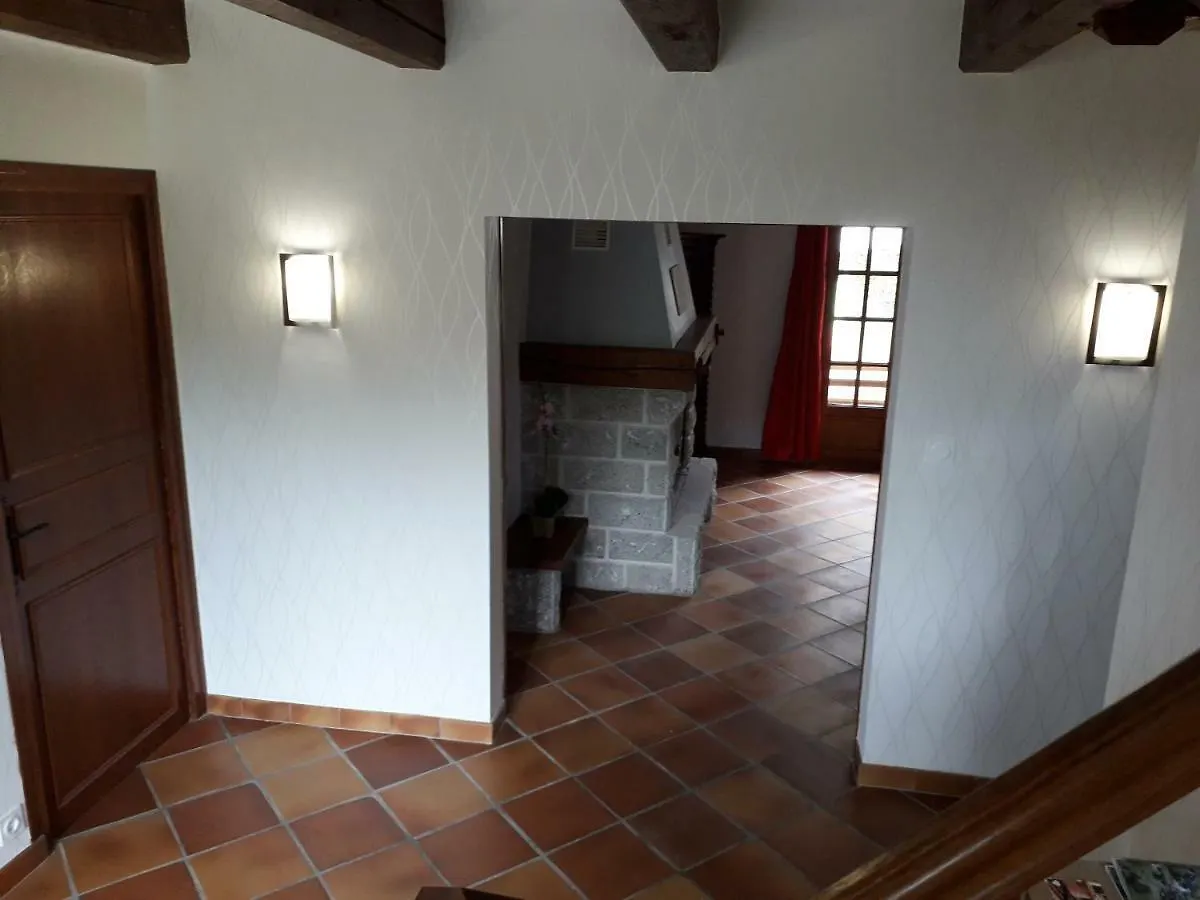 Hébergement de vacances Maison au Cœur de l Auvergne Lanobre